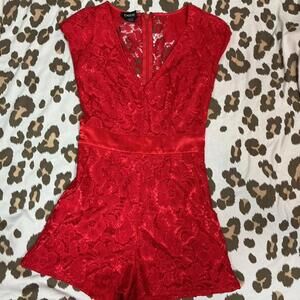 Red lace Bebe romper with zipper #romper #redhot #festival